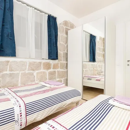 Apartament Odmorry *